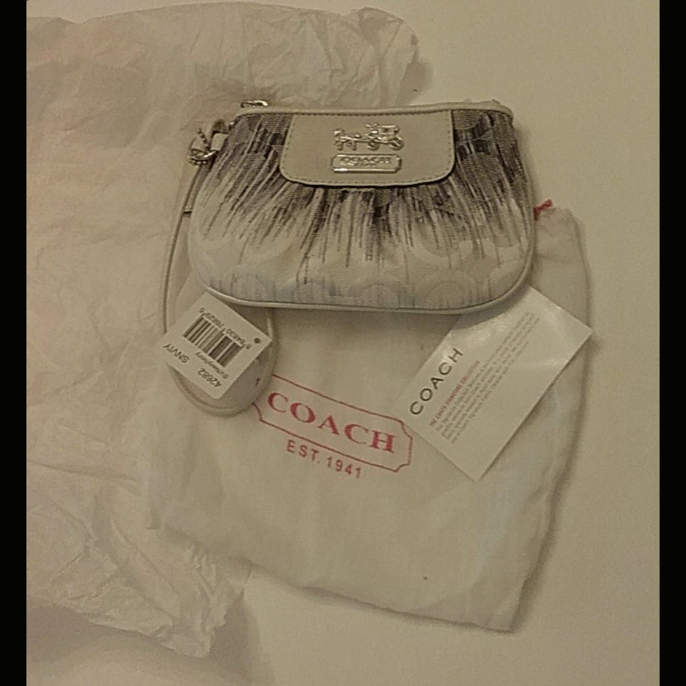 Coach wristlet white, navy, ivory OP C logo